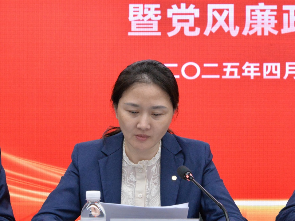 陈雅琼.JPG